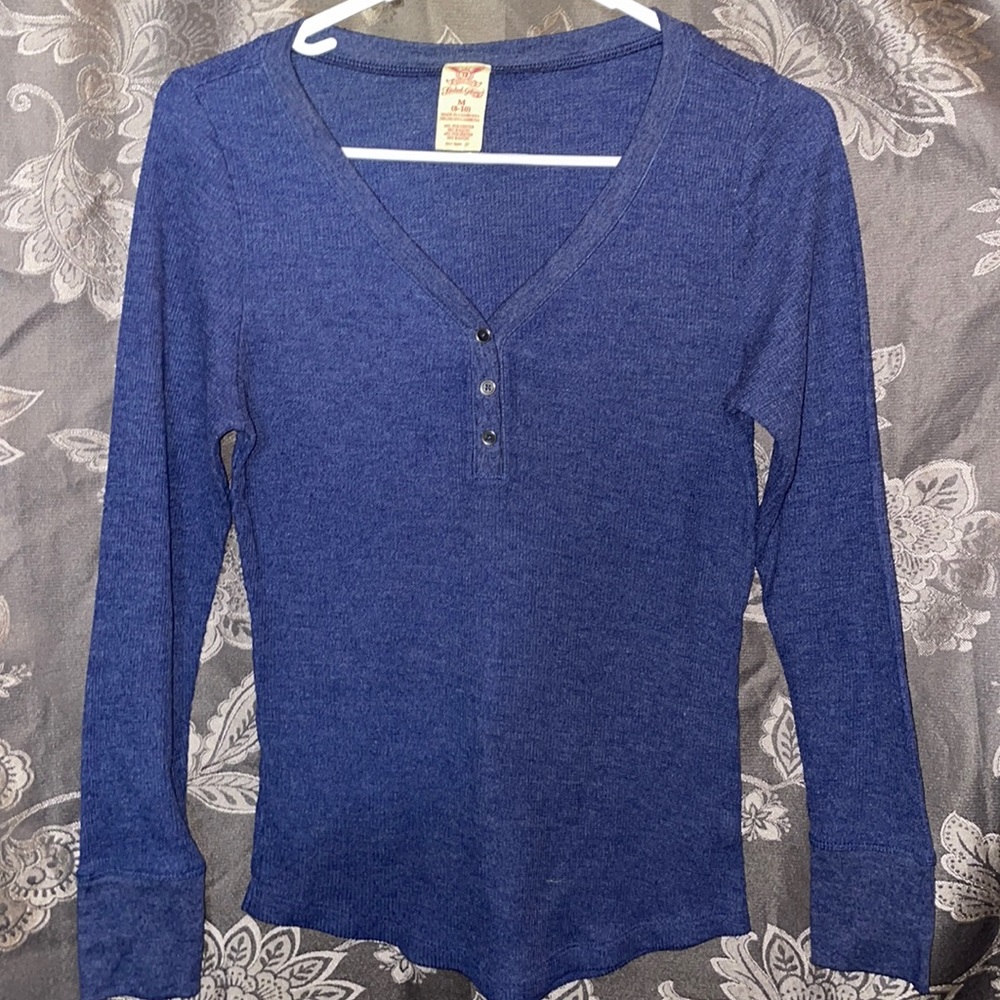 Long sleeved shirt